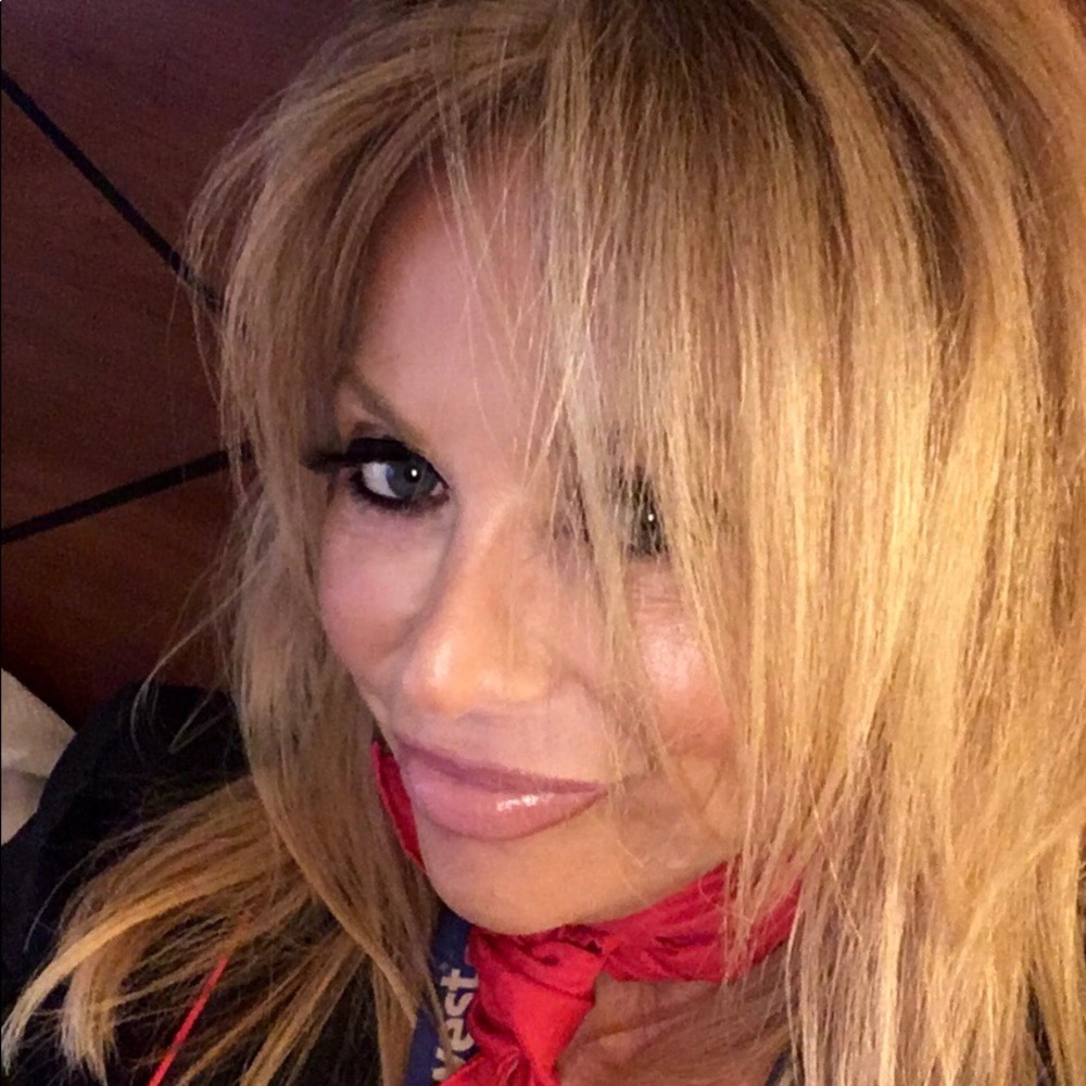 Meet your Posher, Maddie